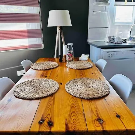 Havuzlu Ve Soemineli Daire Apartment Kyrenia (Northern Cyprus)