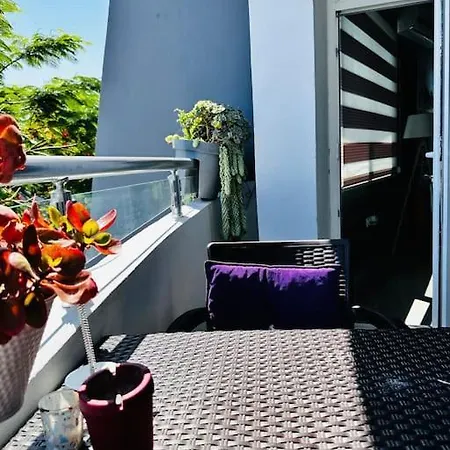 Havuzlu Ve Soemineli Daire Apartment